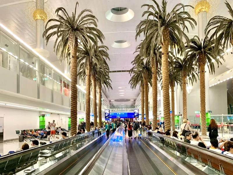 Ile się leci do Dubaju? Rzeczywisty czas lotu z Polski