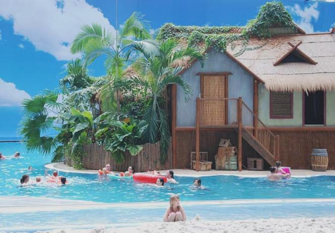 Tropical Islands